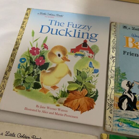 lot of 5 Vtg little golden Books:the fuzzy ducklyn, a day at the seashore, Bambi - Picture 7 of 12